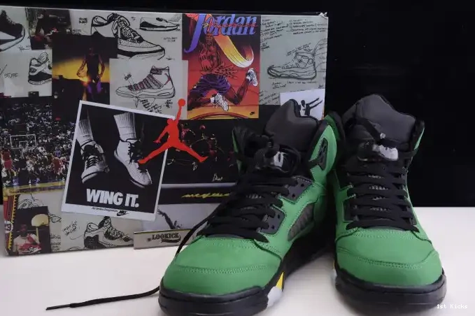 1st Kicks 5 Air Ducks CK6631-307 Oregon Jordan SE 0615